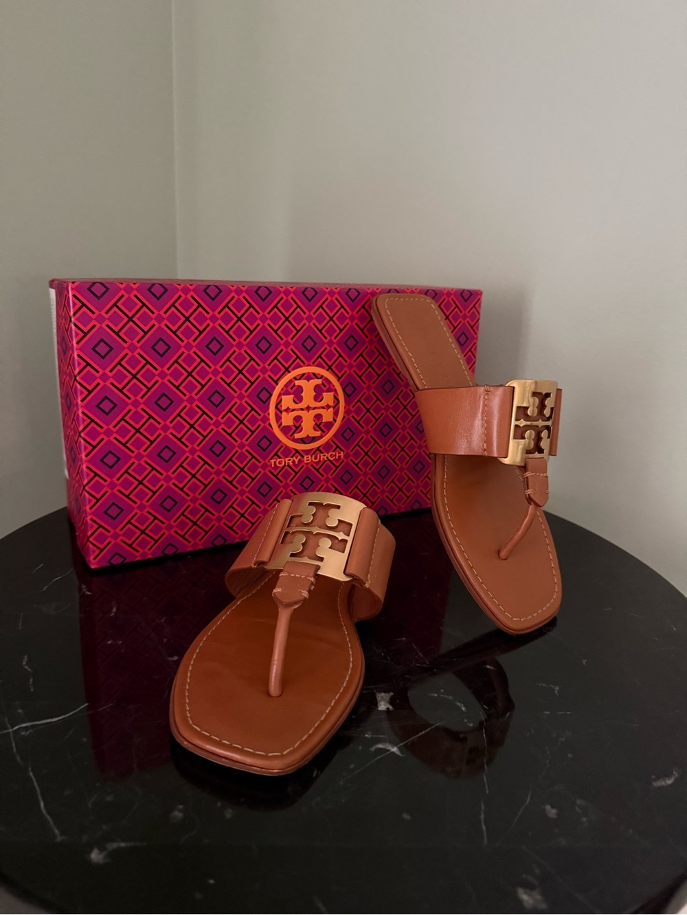 Tory Burch Georgia Leather Thong Sandal Aged/Camello Gold with Box